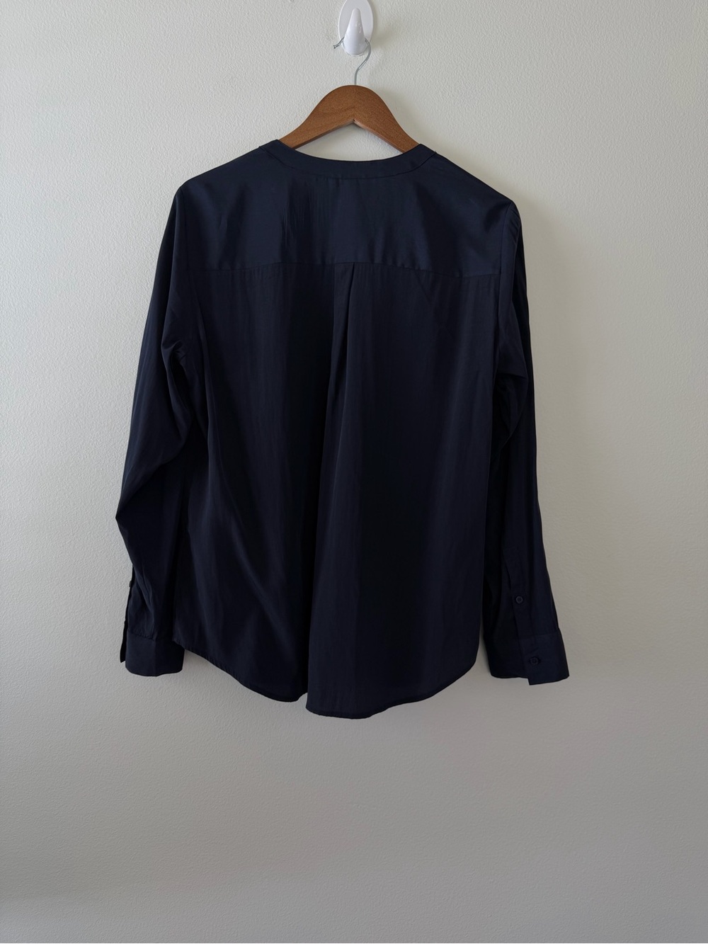 2 Express Blouse Bundle Size L Office Chic Career Wear Olive Green / Navy Tops - Picture 9 of 13
